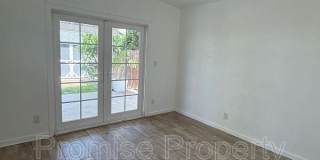 1209 Langford St Gallery 19