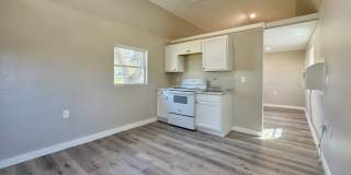 Studio Tiny home in West Batesville Studio Tiny home in West Batesville Gallery 7