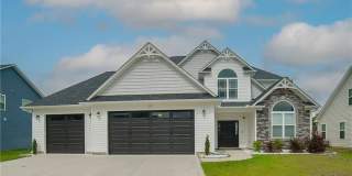 212 Stafford Avenue Gallery 1