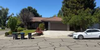 2461 Bay Hill Circle Gallery 1
