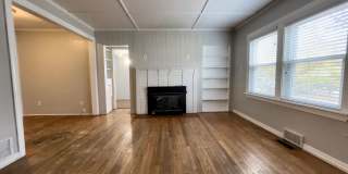 Preleasing for August 2026!! 5-Bedroom Home Near Ball State Campus! In Unit Washer/Dryer & Large Backyard! Gallery 10