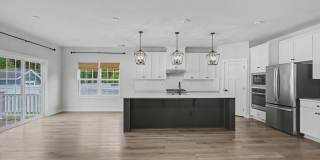 Stunning 2023-4 Bedroom plus guest room Home in Bulls Run! Gallery 4