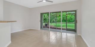 2 bedroom 2.5 bathroom Townhome in Cypress Landing Gallery 11