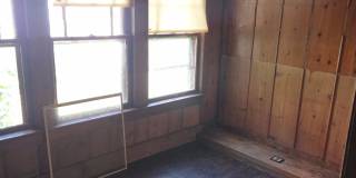 Charming 3-Bedroom Home in Peoria — Pet-Friendly & Move-In Ready! 50% Off First Month! Gallery 9