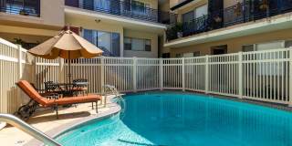 Roxanne Apartments Gallery 22