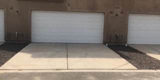 Fully Furnished- Eldorado Town Home Gallery 1