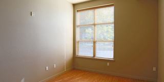 Monroe Apartments Gallery 9