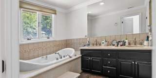 28820 Calabria Gallery 28