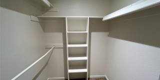 1811 Park Place Gallery 10