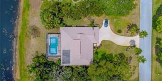 3074 NE Loquat Lane Gallery 36
