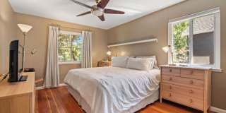 Old Southwest 2 bed / 1 bath / 1 car garage REMODELED & Move In Ready Gallery 10