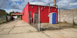 8235 W 8 Mile Gallery 16