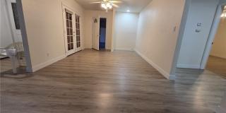 3317 Racquet Street Gallery 17