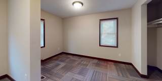 Affordable 6-Bedroom3 bath House Close to U of M Campus Gallery 15