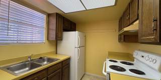 Mesa 2 Bedroom 1 Bath in Triplex Building Gallery 7