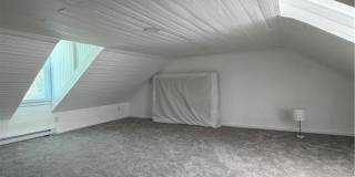 828 W Gordon Street Gallery 17