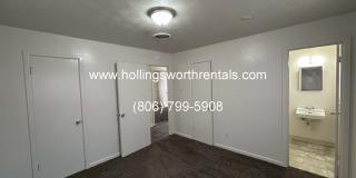 Large 3 bedroom 1.5 bath w/ 2 living areas, bonus room and Laundry room Gallery 8