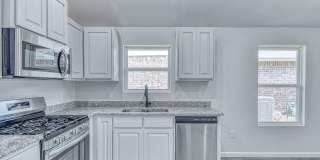 Move In Special: August Rent Free! Gallery 11