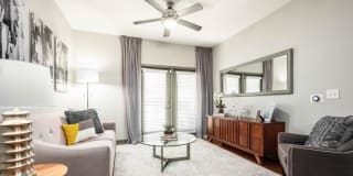 Sola Galleria Gallery 1