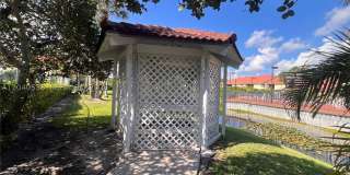 5661 Riverside Dr Gallery 35