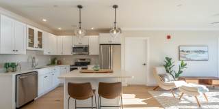 815 Lafayette Road Gallery 1