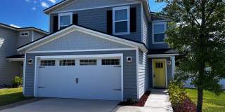 Charming, newer construction, 3 bedroom 2.5 bath home with Fenced In Yard and 2 car garage! Pest control included Gallery 4