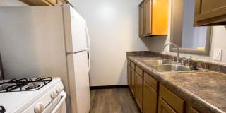 Cardinal Pointe I Gallery 21