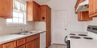 7945 Fox Drive Gallery 4