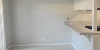 1215 South Empire Street Gallery 11