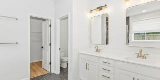 Beautiful 3 Bedroom 2.5 Bathroom Home in Windsor Crossing with Loft Gallery 16