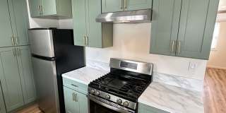 Beautifully Remodeled Old Town Seal Beach 1 bedroom apartment Gallery 8