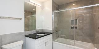 3833 N Broadway Gallery 278