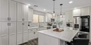 Beautifully remodeled 4 bedroom home! Gallery 1