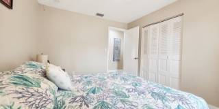 Discover the perfect Naples Park rental just minutes from the beach. Gallery 23