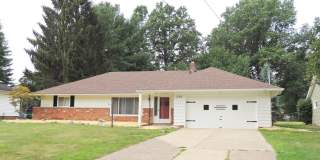 3 Bed - 1.5 Bath Ranch for Rent in Richmond Heights! Gallery 1