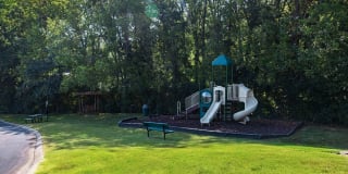 Legacy Hill Apartments Gallery 32