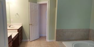 3 Bed 2.5 Bath Townhouse Gallery 13