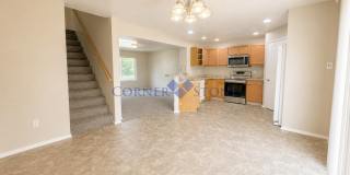 Large 4 Bedroom Home with Bonus Room! Large 4 Bedroom Home with Bonus Room! Gallery 11