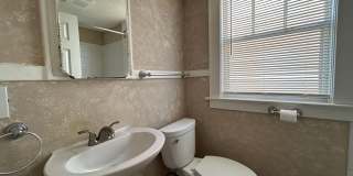 College St 2619 Gallery 10