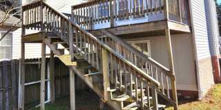 Adorable upstairs apartment Gallery 1