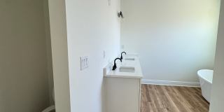 2841 Post Street Gallery 43