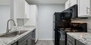 Remington Place Apartment Homes Gallery 3