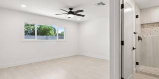 8719 E Columbus Avenue Gallery 16