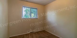 3-Bedroom Home Near Dining and Shopping Gallery 18