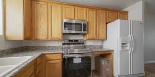 Great two bedroom, one bath near airport. AVAILABLE BEGINNING 6/17/26 Great two bedroom, one bath near airport. AVAILABLE BEGINNING 6/17/26 Gallery 4