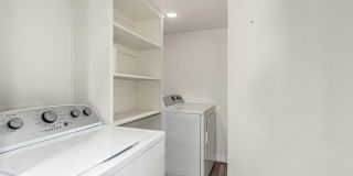 1538 E Laurel Avenue Gallery 26