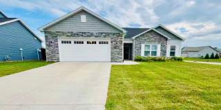 Modern 3BR Home Near Purdue with Fireplace, Vaulted Ceilings & 2-Car Garage Gallery 1