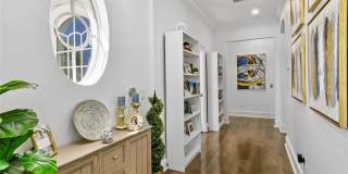 166 SE Bella Strano Gallery 24