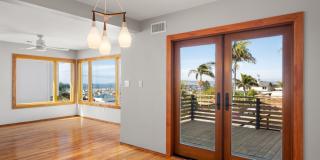 Ocean Beach 2 Bedroom + Bonus Room. Panoramic Water Views! Gallery 16
