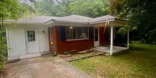 2 Bedroom/1 Bath house on private 1.75 acres Gallery 1